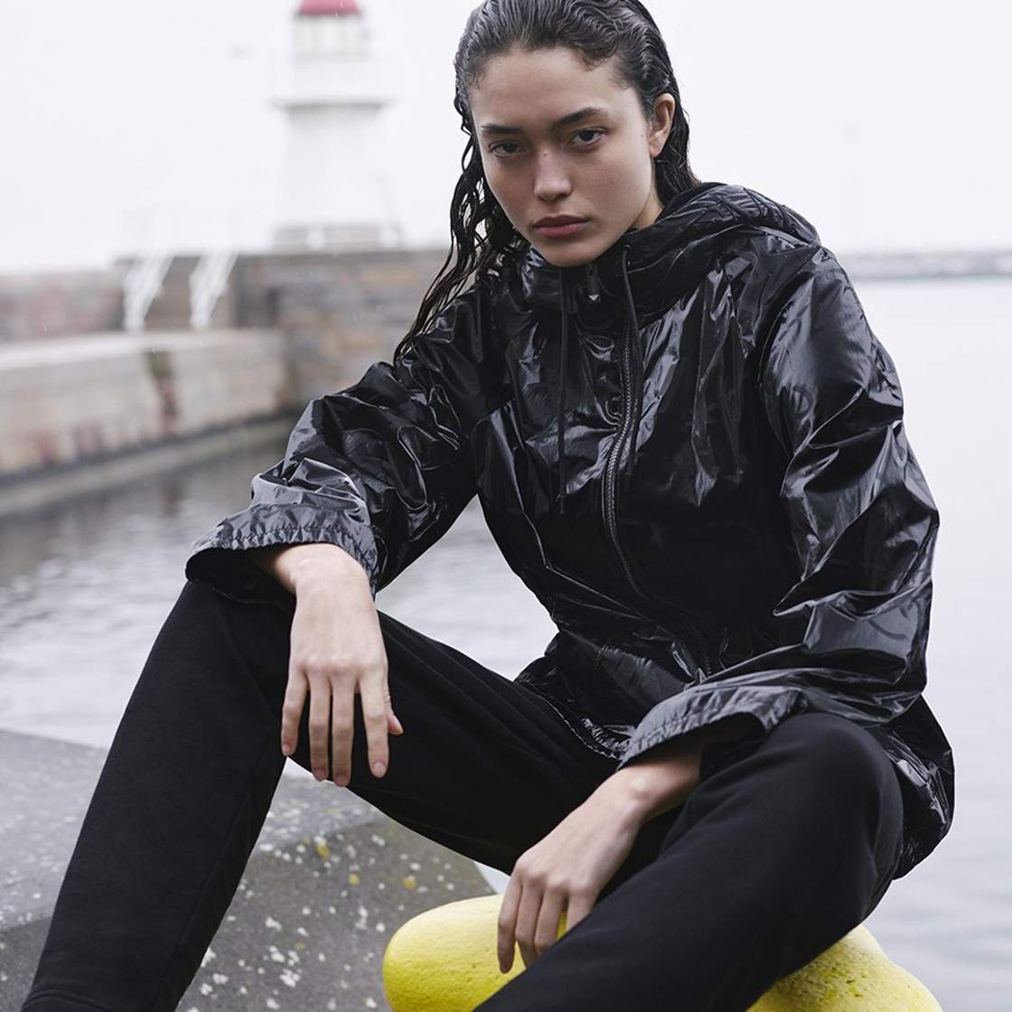 Armani spotlight carousel block 1080x1080 3.jpg